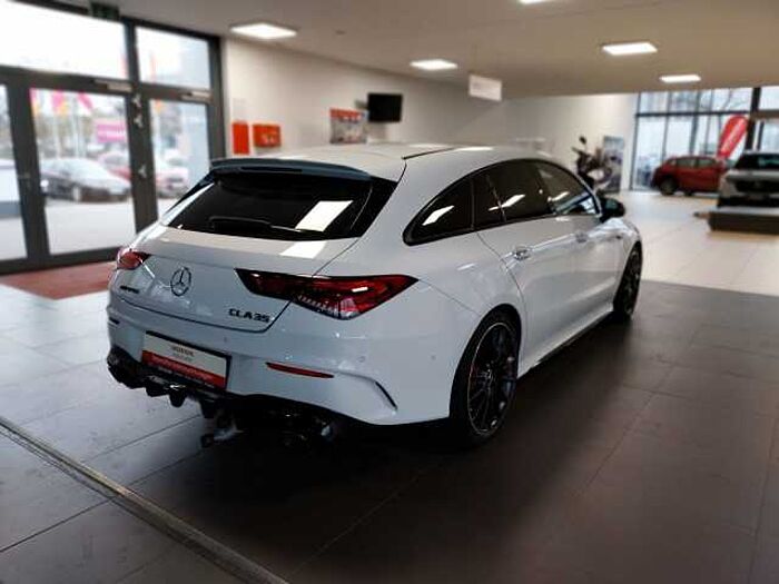 Mercedes-Benz CLA 35 AMG Shooting Brake 4-Matic AHK/Pano