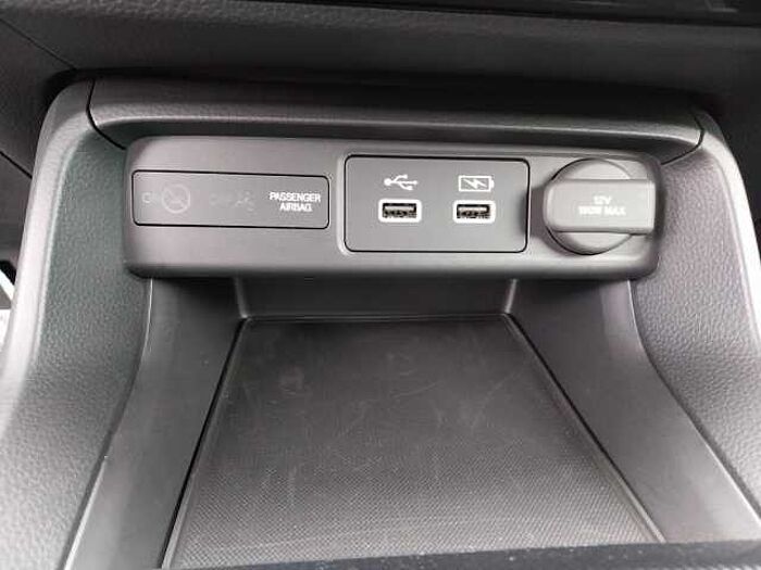 Honda Civic e:HEV Elegance/Allwetterreifen