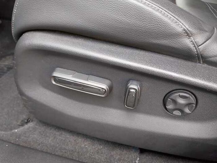 Honda CR-V 2.0 i-MMD HYBRID 4WD Executive Navi/LED