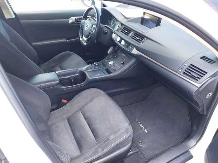 Lexus CT Hybrid 200H Autom. Navi/LED
