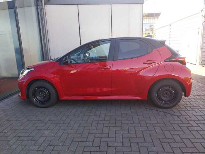 Toyota Yaris 1,5 Hybrid Style Plus Navi/LED