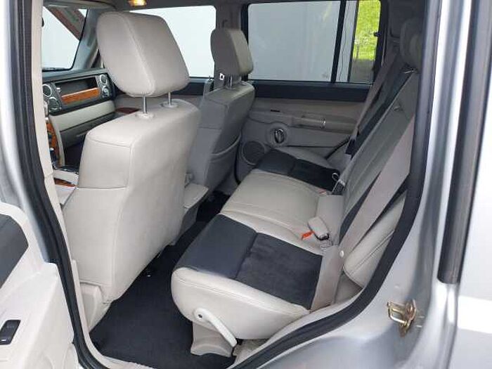 Jeep Commander 5.7 V8 Limited HEMI Autom. Overland Gas/Webasto