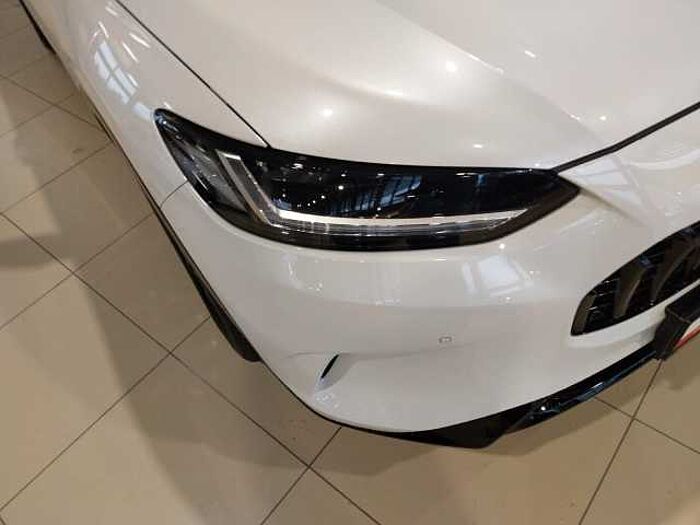 Honda ZR-V 2,0 e:HEV Advance Navi/Bose/LED