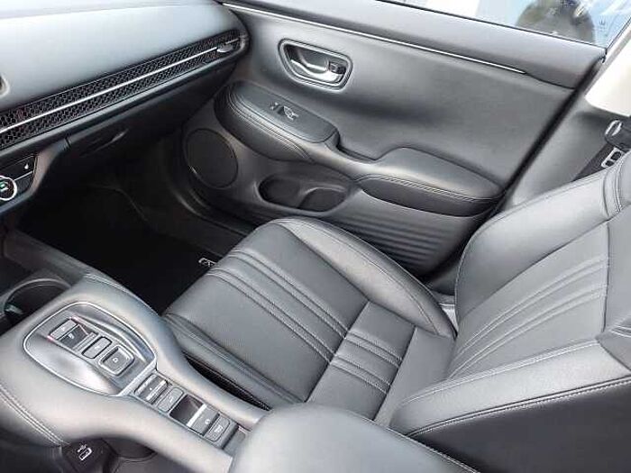 Honda ZR-V 2,0 e: HEV Advance Navi/LED/Kamera