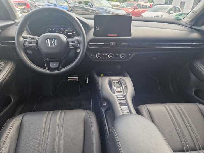 Honda ZR-V e:HEV Advance/20Zoll/Black Emblem/Spoiler