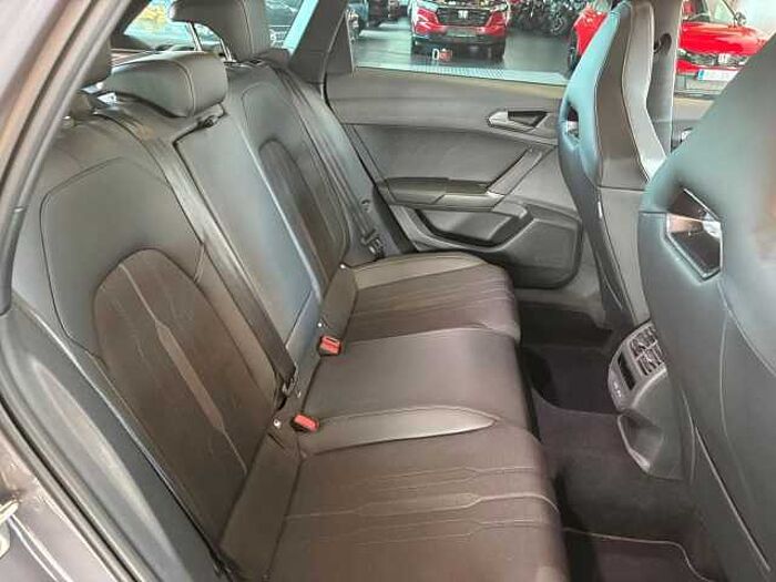 CUPRA Leon Sportstourer VZ 4Drive/AHK/PANO/Sonderlack