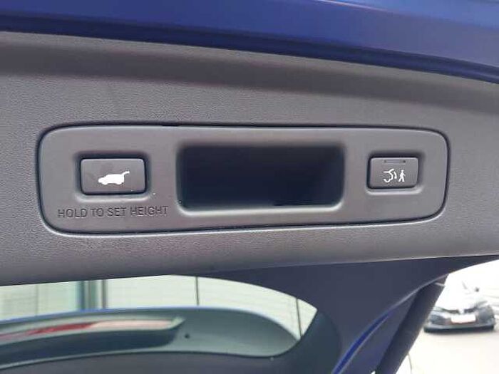 Honda ZR-V 2,0 e: HEV Advance HUD/LED/Bose