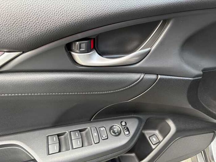Honda Civic Lim. 4-trg. 1.5 Executive Navi/LED/AHK