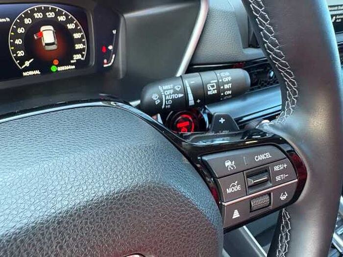 Honda CR-V 2,0 e:HEV Elegance AWD Navi/LED/AHK