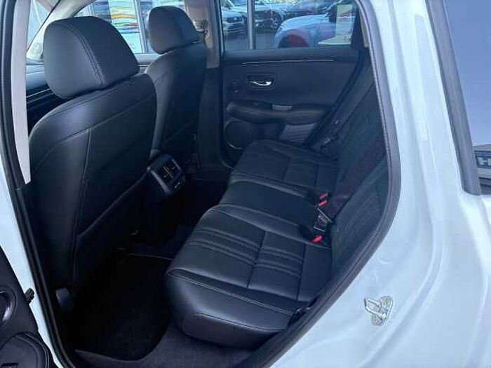 Honda ZR-V 2,0 e:HEV Advance AHK/Illumination/Black