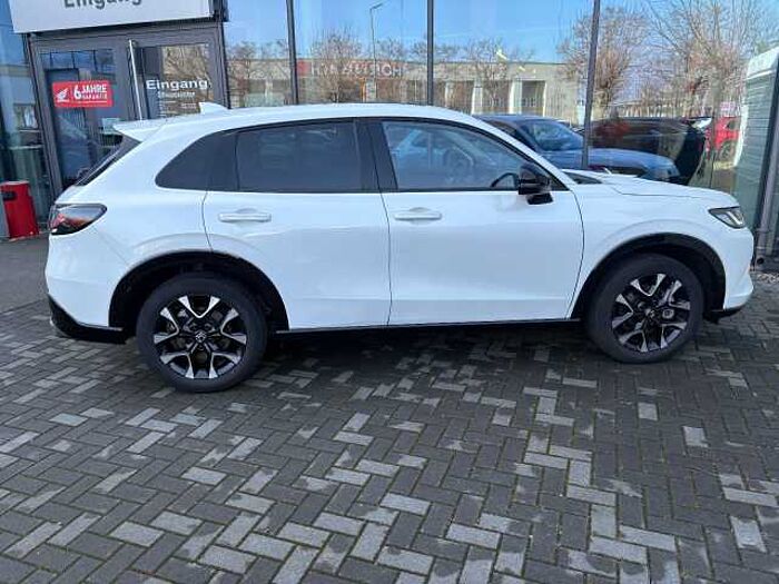 Honda ZR-V 2,0 e:HEV Advance AHK/Illumination/Black