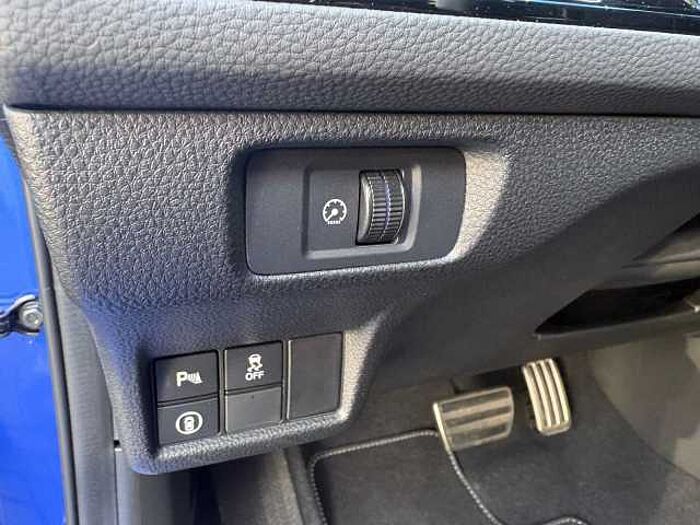 Honda Civic 2,0 e:HEV Sport Navi/LED/Kamera/Black