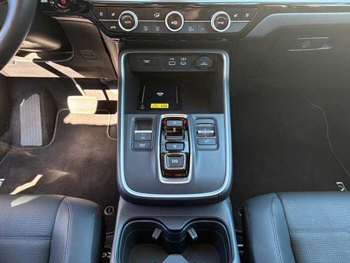 Honda CR-V 2,0 e:HEV Advance AWD Navi/LED/Kamera