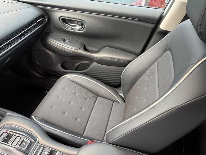 Honda ZR-V 2,0 e:HEV Sport Navi/LED/Kamera