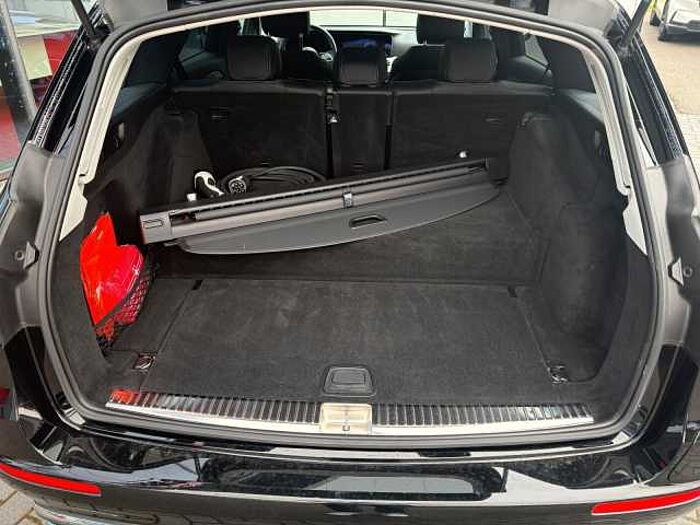 Mercedes-Benz E 300 E T-Modell E 300 de 4Matic