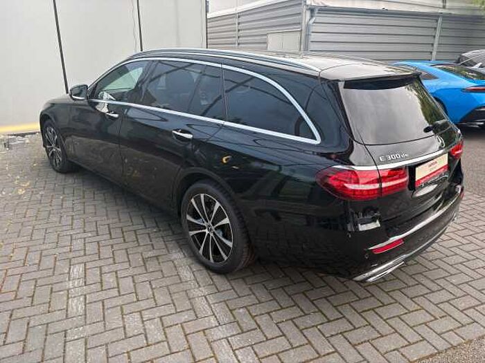 Mercedes-Benz E 300 E T-Modell E 300 de 4Matic
