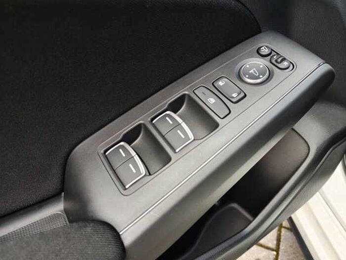 Honda Civic 2,0 e:HEV Elegance Navi/Kamera/LED