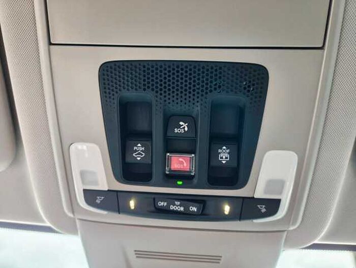 Honda CR-V 2,0 e:HEV Elegance 2WD Navi/LED/Kamera