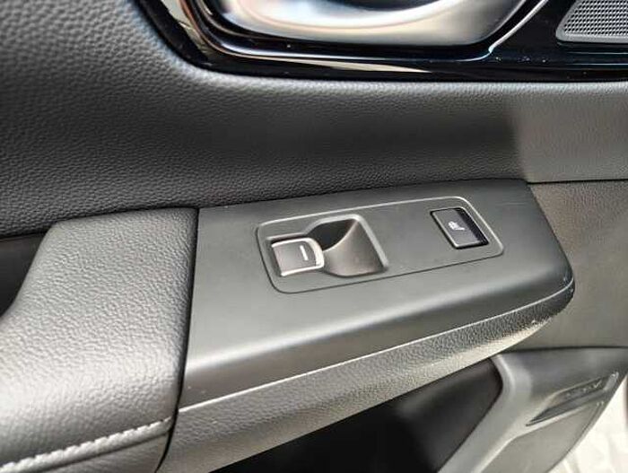 Honda CR-V 2,0 e: PHEV Advance Tech 2WD Navi/LED