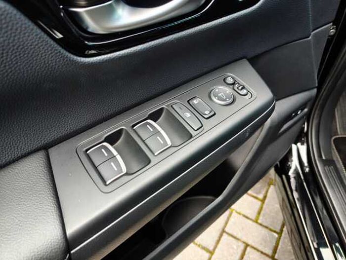 Honda CR-V 2,0 e: PHEV Advance Tech 2WD Navi/LED