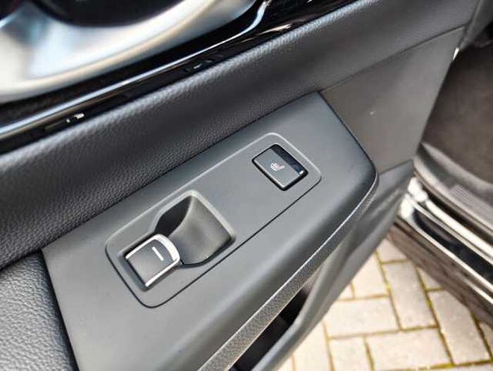 Honda CR-V 2,0 e: PHEV Advance Tech 2WD Navi/LED