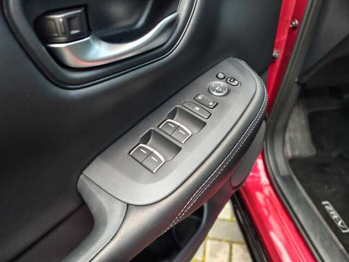 Honda ZR-V 2,0 e:HEV Sport Navi/LED/BlackEmblem/19'