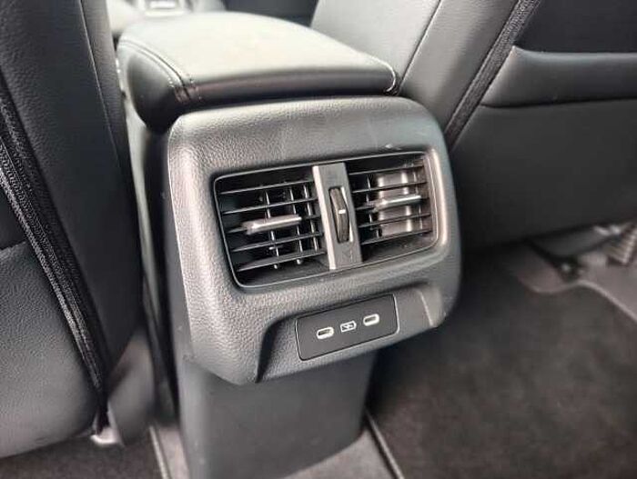 Honda ZR-V 2,0 e:HEV Sport Navi/LED/BlackEmblem/19'