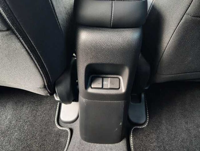 Honda Jazz 1.5 Hybrid Crosstar Advance Navi/LED/Kamera