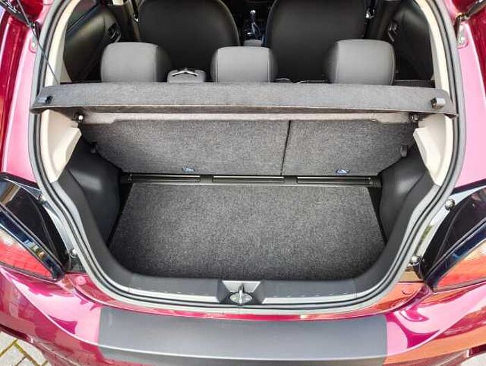 Mitsubishi Space Star 1,2 Select+